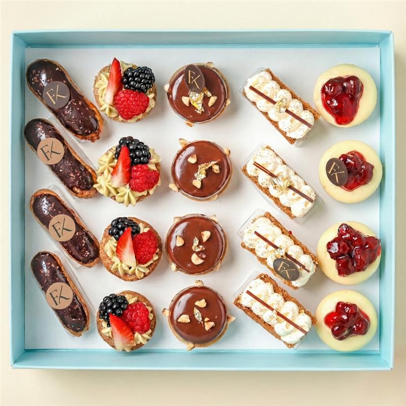 Mini Cake Selection Box (20 pieces)